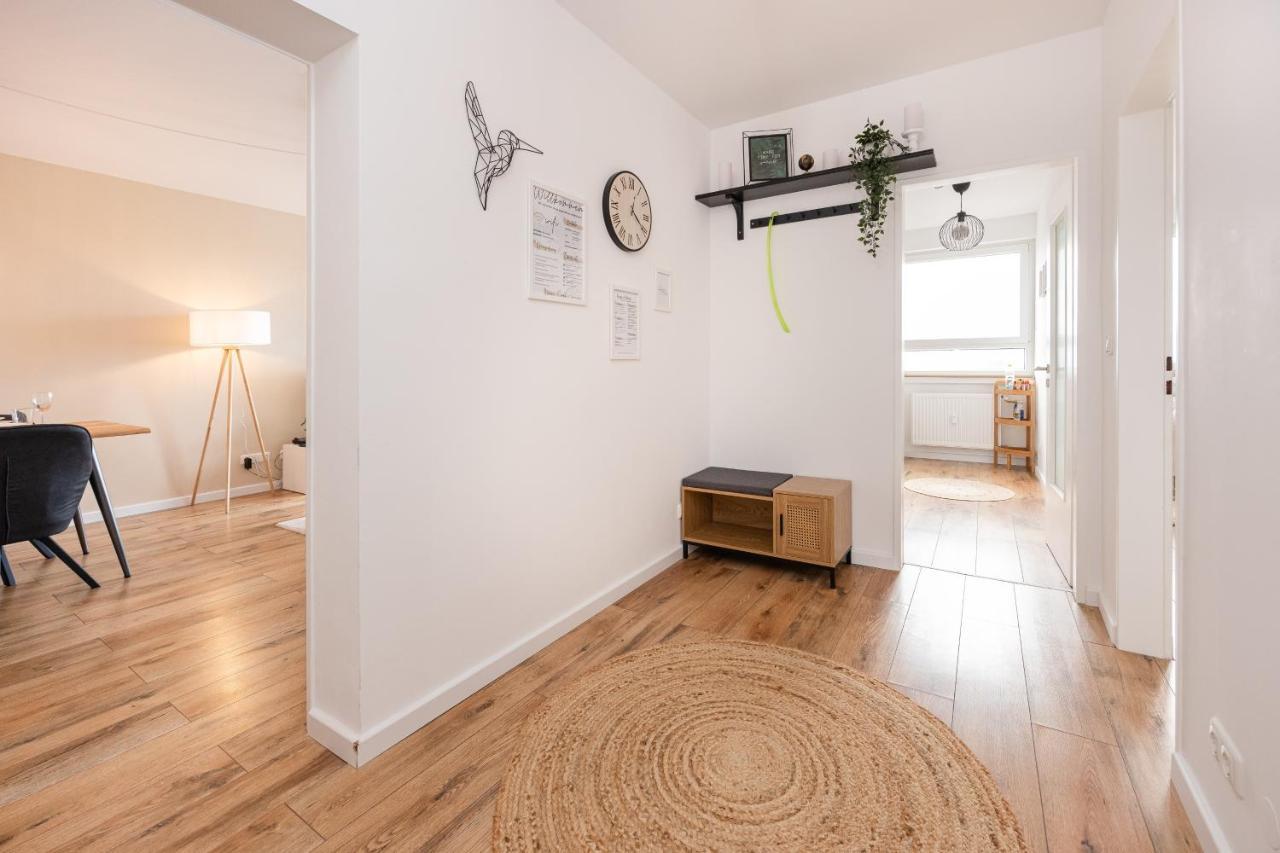 Moderne 2-Zimmer-Wohnung Mit Atemberaubender Skyline Aussicht Auf Frankfurt! シュタインバッハ・アム・タウヌス エクステリア 写真